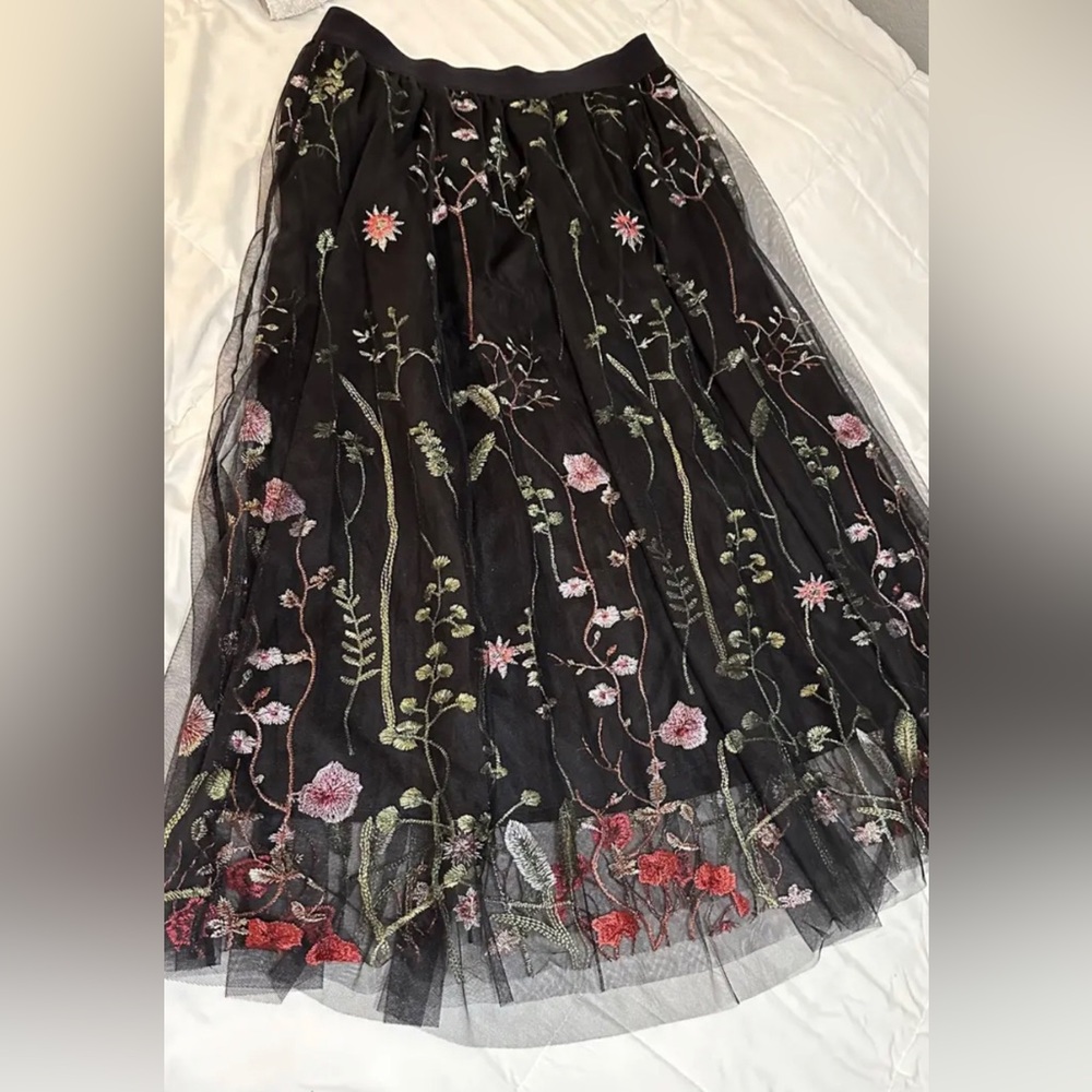 SALE! Embroidered Floral Skirt - Picture 2 of 11